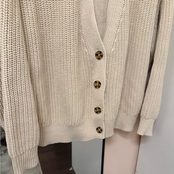 Gap Shaker-Stitch Cardigan 100% Cotton, button v-neck - Picture 7 of 8